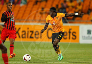 willy Stephanus from Black africa on the left, King Nkhatha from kaizer chiefs on the right 