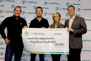 From left to right: Richard Grant; NBAA, Alec Williams; NBAA, Denille Aspeling; Old Mutual Marketing Consultant, Hilmar Von Lieres; Senior Financial Adviser Old Mutual, holding the generous donation to the sport.