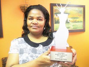 Aletta Mutrifa, this years winner of the Woman of the Year award in Rosh Pinah, is a member of FNB’s staff at the bank’s Rosh Pinah branch.