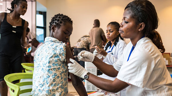 Yellow fever in Angola and the DRC officially contained – travellers still require immunisation