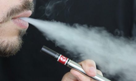 The dangers of E-Cigarettes/Vaping