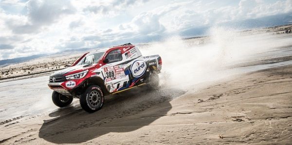 Hilux finally wins a Dakar stage but fails to change overall ranking