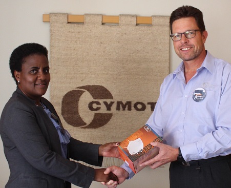 What about masks and gloves? Cymot comes to the rescue to ensure hygiene and safety of Clean Up cleaners
