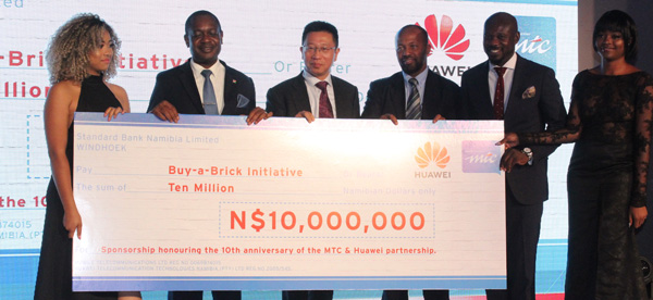 Shack dwellers get lifeline – MTC, Huawei celebrate 10 year partnership in style, donate N$10 million to construct low cost houses