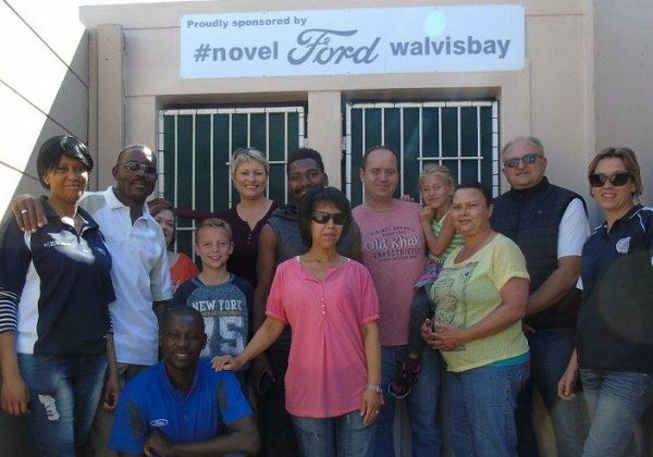 Staff at Novel Ford Walvis Bay volunteer at SPCA to clean kennels and start construction of new kennels