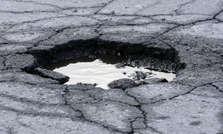 Roads Authority warns of pothole peril on Rundu Divundu road – urgent repairs to start immediately