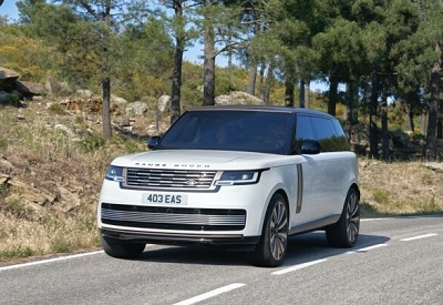 An exquisite interpretation of Range Rover luxury and personalisation – The all new Range SV