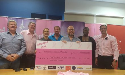 Cricket Namibia donates to Cancer Association