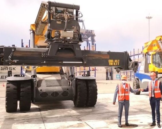 New stackers and forklifts deployed in Walvis Bay harbour