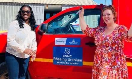 Rössing sends red dash to vocational training centre for mechanics to train on