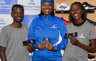 Virtual marathon winners Shaliaxwe and Amutoko receive over N$20,000 in development bonuses